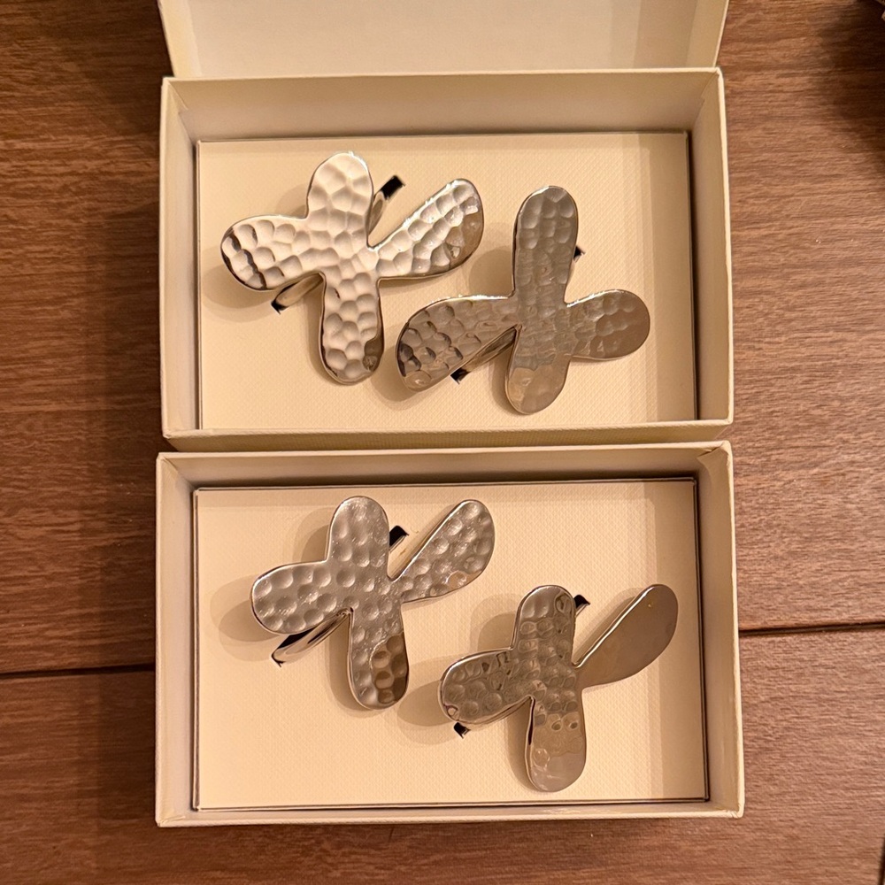 Neiman Marcus Hammered Silver Butterfly Napkin Rings Set of 4 Modern Decor New